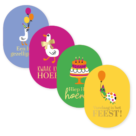 	Cadeausticker verjaardag met tekst en illustratie – 4 varianten – 43x59mm