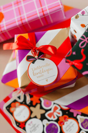 Dubbelzijdig cadeaulabel ornament – Liefdevolle kerstdagen - 56 × 75 mm