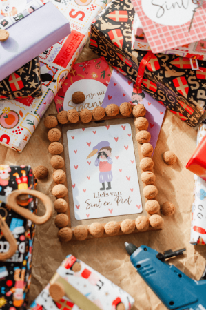 A6 wenskaart met tekst 'Veel liefs van Sint en Piet' - sinterklaasgroet, set van 10 stuks