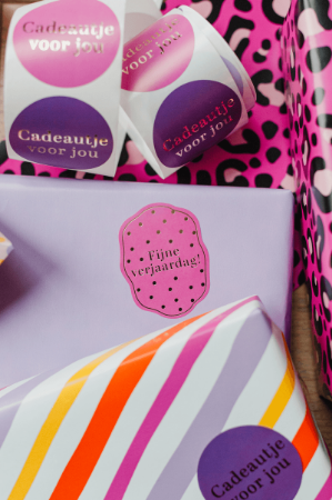KP® Stickers D40mm - Cadeautje voor jou (roze/paars) (5 varianten) 250p/r