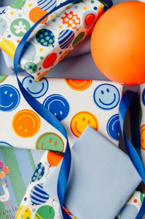 inpakpapier, cadeaupapier, geschenkpapier, kadopapier