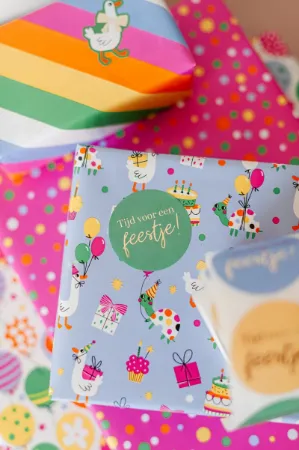 Afbeeldingen van KP® Cadeaupapier 70cm 100m - Party time